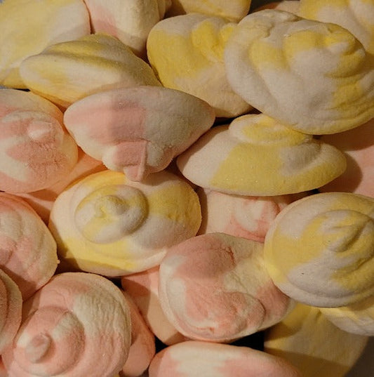 100g orange flavoured puffy marshmallows